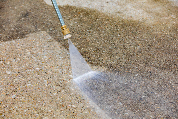 Best Spring Cleaning  in Yoakum, TX